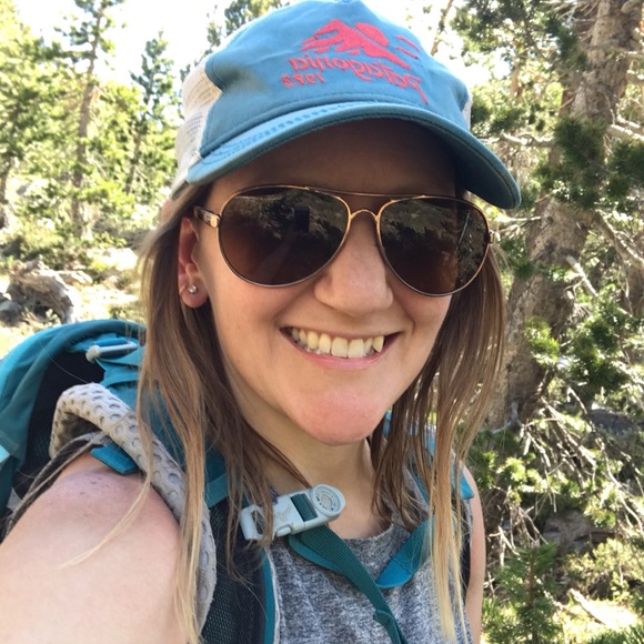 Meet your Posher, Stephanie - Picture 1 of 1